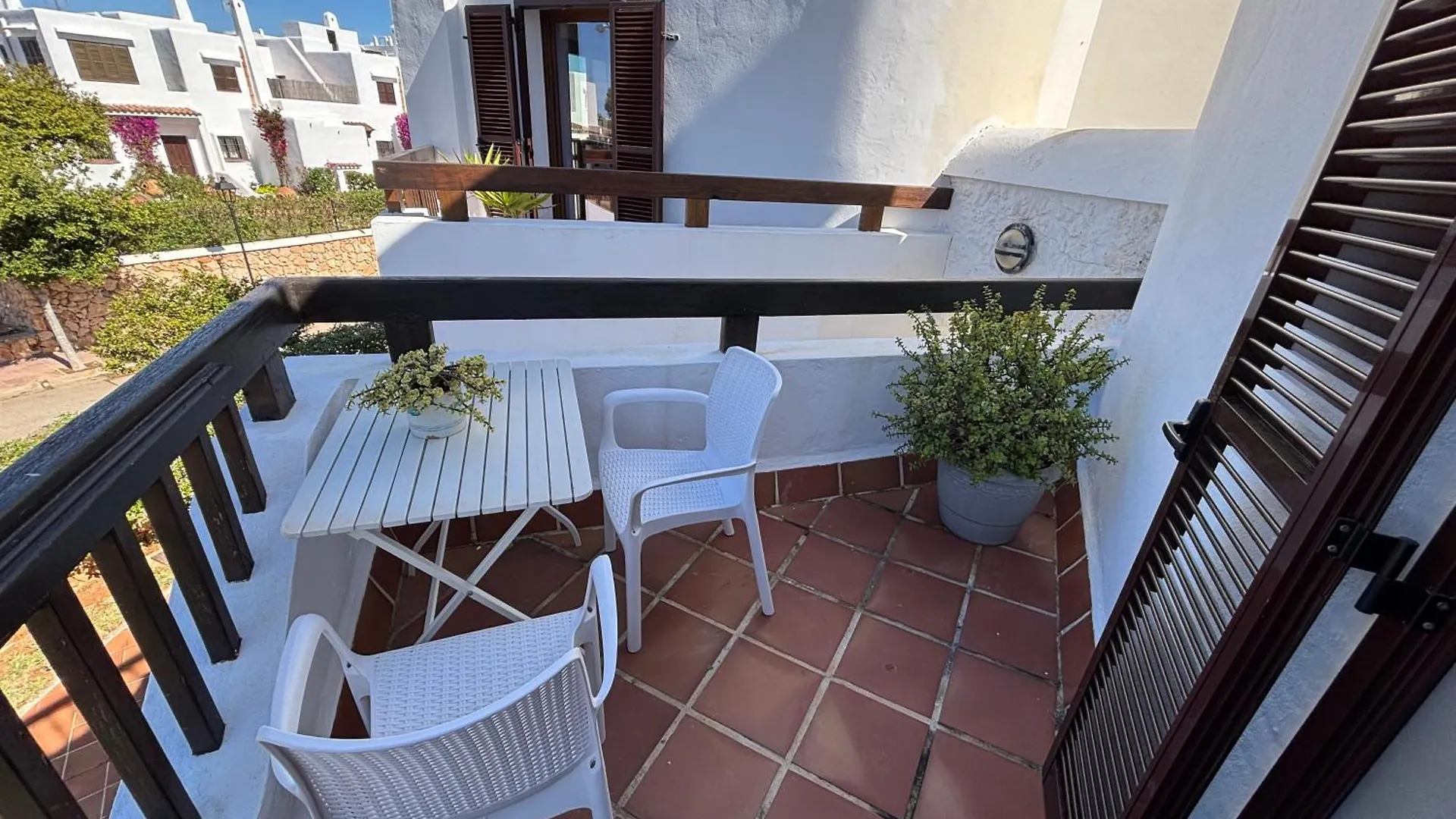 Hippie Und Famila Paraiso Cala d'Or  Apartment